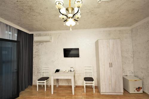 Kazbegi Hotel Batumi – Batumi, IL