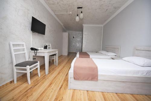 Kazbegi Hotel Batumi – Batumi, IL