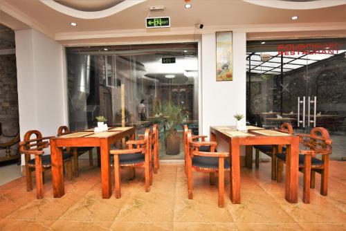Kazbegi Hotel Batumi – Batumi, IL
