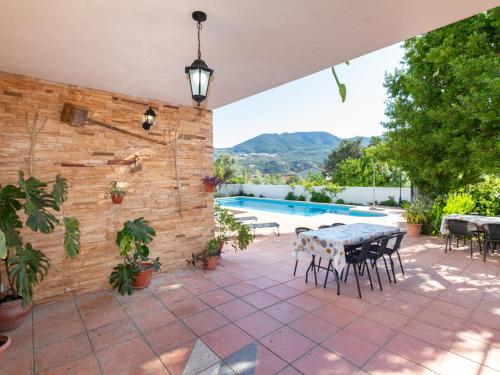 Iekārtas, Casa chico in Lecrín