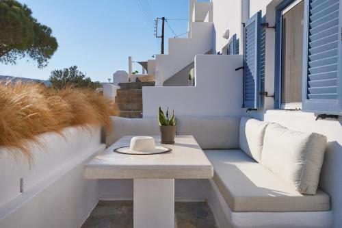 Cleopatra Seaside Homes, Logaras, Paros