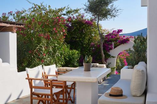 Cleopatra Seaside Homes, Logaras, Paros