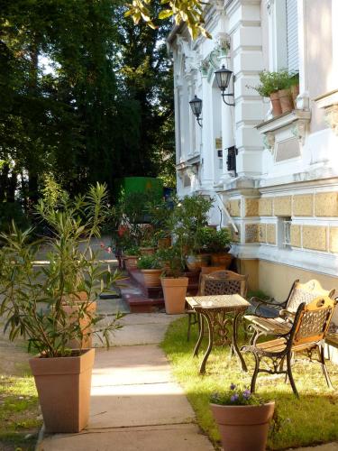 Entrance, Hotel Waldfriede in Darmstadt-Eberstadt