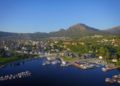 Modern apartment in the Harbour of Jørpeland