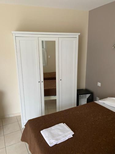 HOTEL RESTAURANT LE 108 photo 19
