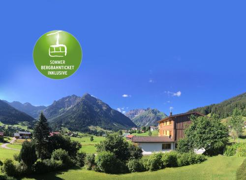 Ahorn Chalet Mittelberg in Mittelberg, Österreich