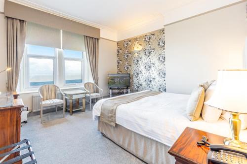 2 twin beds