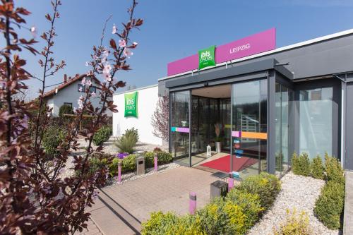 ibis Styles Leipzig - Hotel - Radefeld