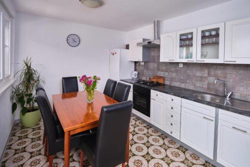 Apartments Sime - image 2