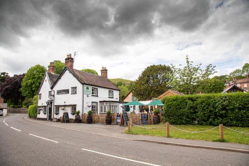 . The Yew Tree Inn