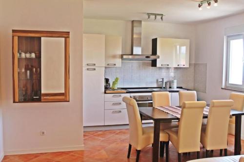 Apartment in Zambratija with sea view, balcony, air conditioning, WiFi (4961-3), Zambratija (fotografie 8)