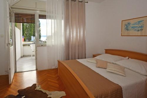 Apartment in Duce with sea view, terrace, air conditioning, WiFi 4969-1, Duće (photo 8)