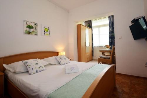 Apartment in Duce with sea view, terrace, air conditioning, WiFi 4969-1, Duće (photo 9)