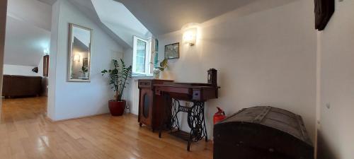 Apartment with Sea View image 9