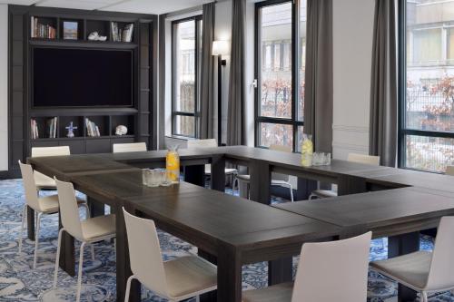 Mövenpick Hotel The Hague - image 3