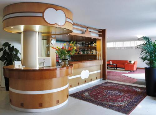 Hotel Airone Located in Lungomare Di Vittorio, Hotel Airone is a perfect starting point from which to explore Rimini. The hotel offers a wide range of amenities and perks to ensure you have a great time. Service-m