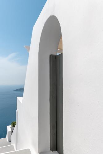 Kasimatis by La Perla - image 12