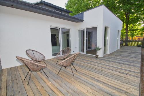 Casa Monkey Parnu with sauna and terrace