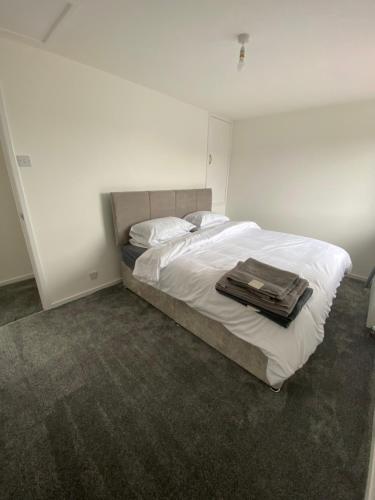 Vendégszoba, Newly Refurbished Beautiful Location 1 Bedroom Residential House sleeps 4 in Cramlington Eastfield