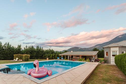 Villa Stymfalia - Luxury Mansion with Private Pool