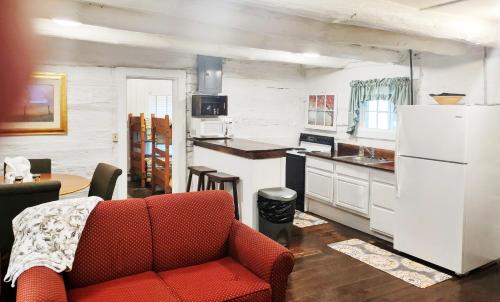 Graves Mountain Farm & Lodges