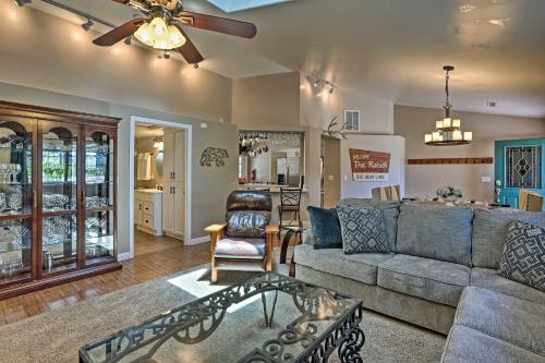 Gold Mountain Ranch Big Bear Cabin with Deck! - image 3