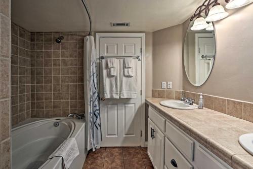 Gold Mountain Ranch Big Bear Cabin with Deck! - image 9