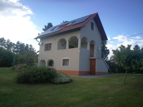Bottyahat guesthouse in Cserszegtomaj