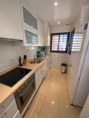  La Concha - Boutique Penthouse Apartment Roda Golf in Roda