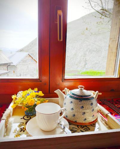 Bobića konak - Lukomir (Bobica konak - Lukomir) in Lukomir
