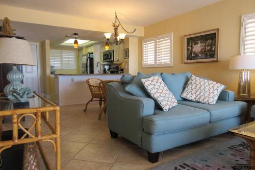 Carlos Pointe 421 by Kathy Nesbit Vacations - image 11