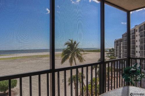 Carlos Pointe 413 by Kathy Nesbit Vacations - image 7
