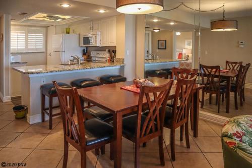 Carlos Pointe 413 by Kathy Nesbit Vacations - image 12