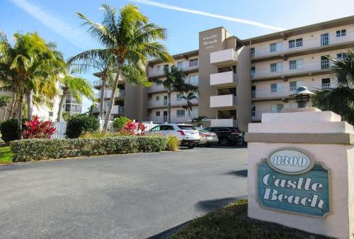Castle Beach 302 by Kathy Nesbit Vacations - image 6