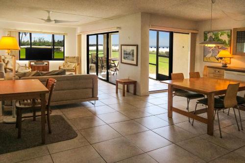 Sandarac 109B by Kathy Nesbit Vacations - image 2