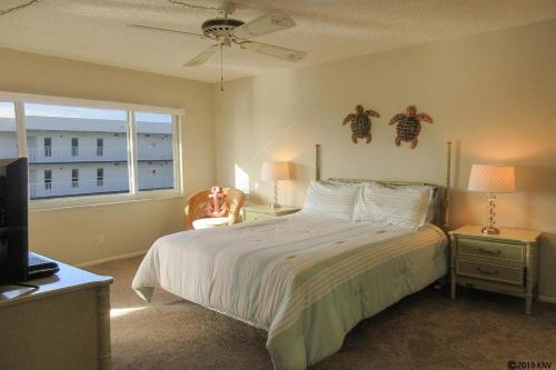Sand Caper 708 by Kathy Nesbit Vacations - image 11