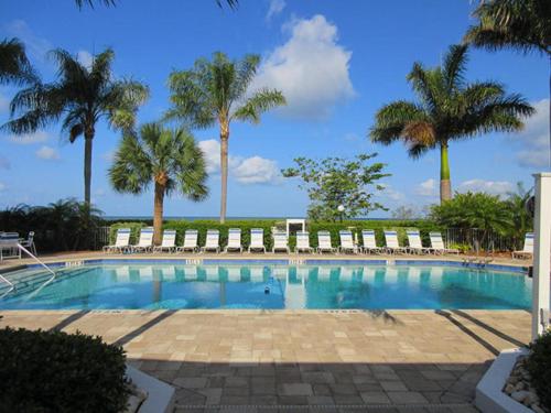 Estero Beach & Tennis 204B by Kathy Nesbit Vacations