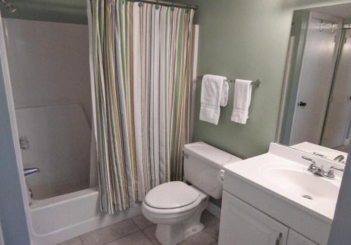 Estero Beach & Tennis 204B by Kathy Nesbit Vacations - image 8