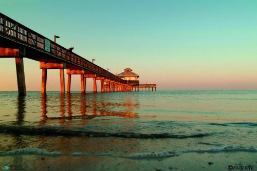 Hibiscus Pointe 764 by Kathy Nesbit Vacations