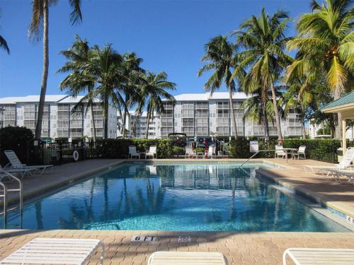 Hibiscus Pointe 564 by Kathy Nesbit Vacations - image 9