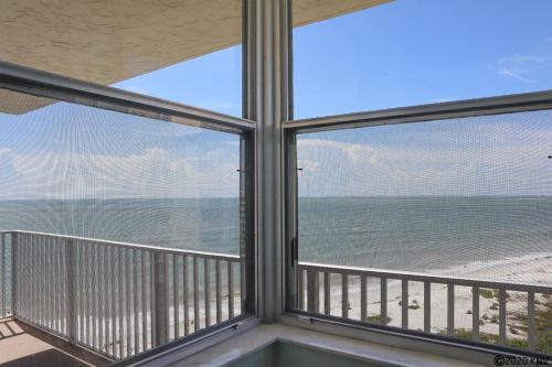 Estero Beach & Tennis 906C by Kathy Nesbit Vacations - image 8
