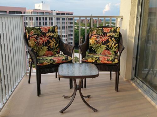 Estero Beach & Tennis 807A by Kathy Nesbit Vacations - image 8