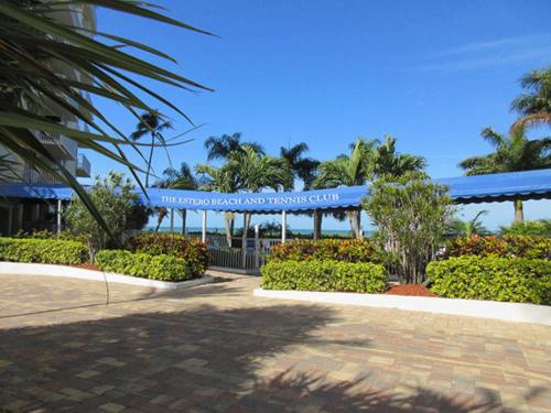Estero Beach & Tennis 701A by Kathy Nesbit Vacations - image 3
