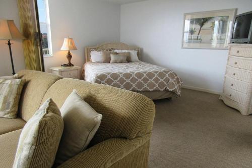 Estero Beach & Tennis 608B by Kathy Nesbit Vacations - image 7