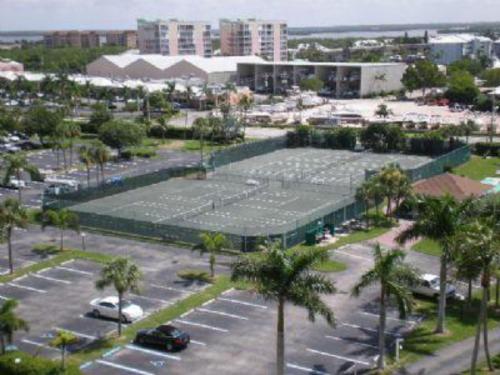 Estero Beach & Tennis 503C by Kathy Nesbit Vacations - image 8