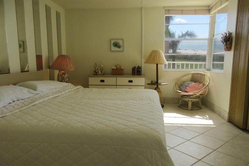 Estero Beach & Tennis 205A by Kathy Nesbit Vacations - image 12