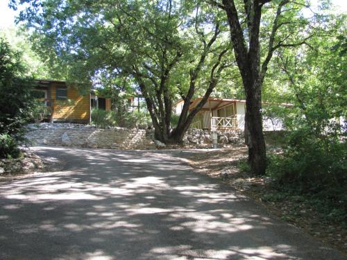 Camping Chalets Les Chênes Verts