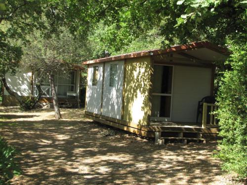 Camping Chalets Les Chênes Verts