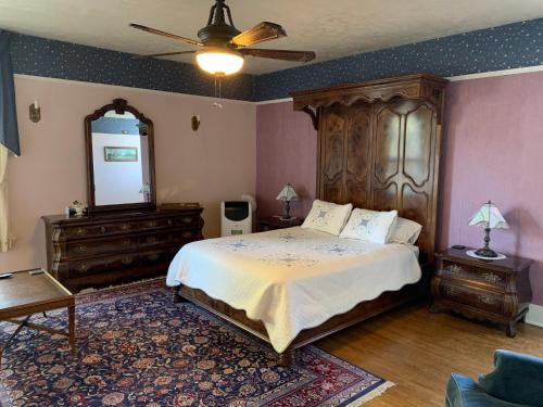 Mount Shasta Ranch Bed and Breakfast