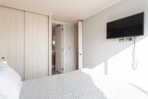 Urban View - 2BR w/ Wifi, AC, Gym, Metro